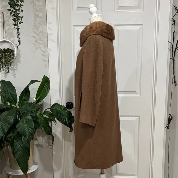 Vintage Cashmere Brown Pea Coat with Fur Collar